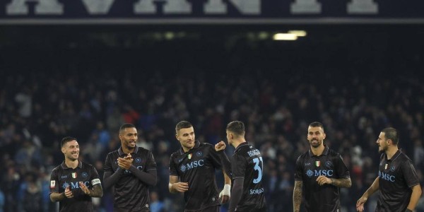 意甲争冠白热化：那不勒斯惜败乌迪内斯，米兰领跑仅差1分，国米能否逆转局势？