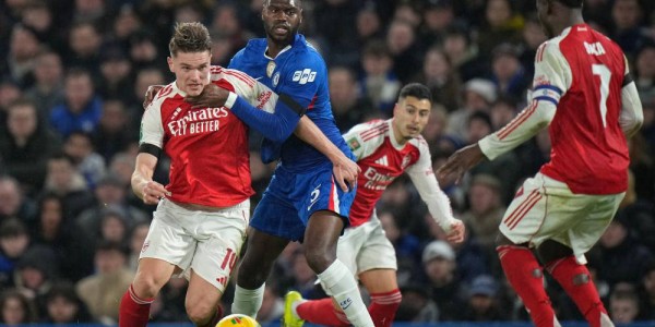 四线争冠的考验：客场胜蓝军难掩隐忧，阿尔特塔亟待果断取舍